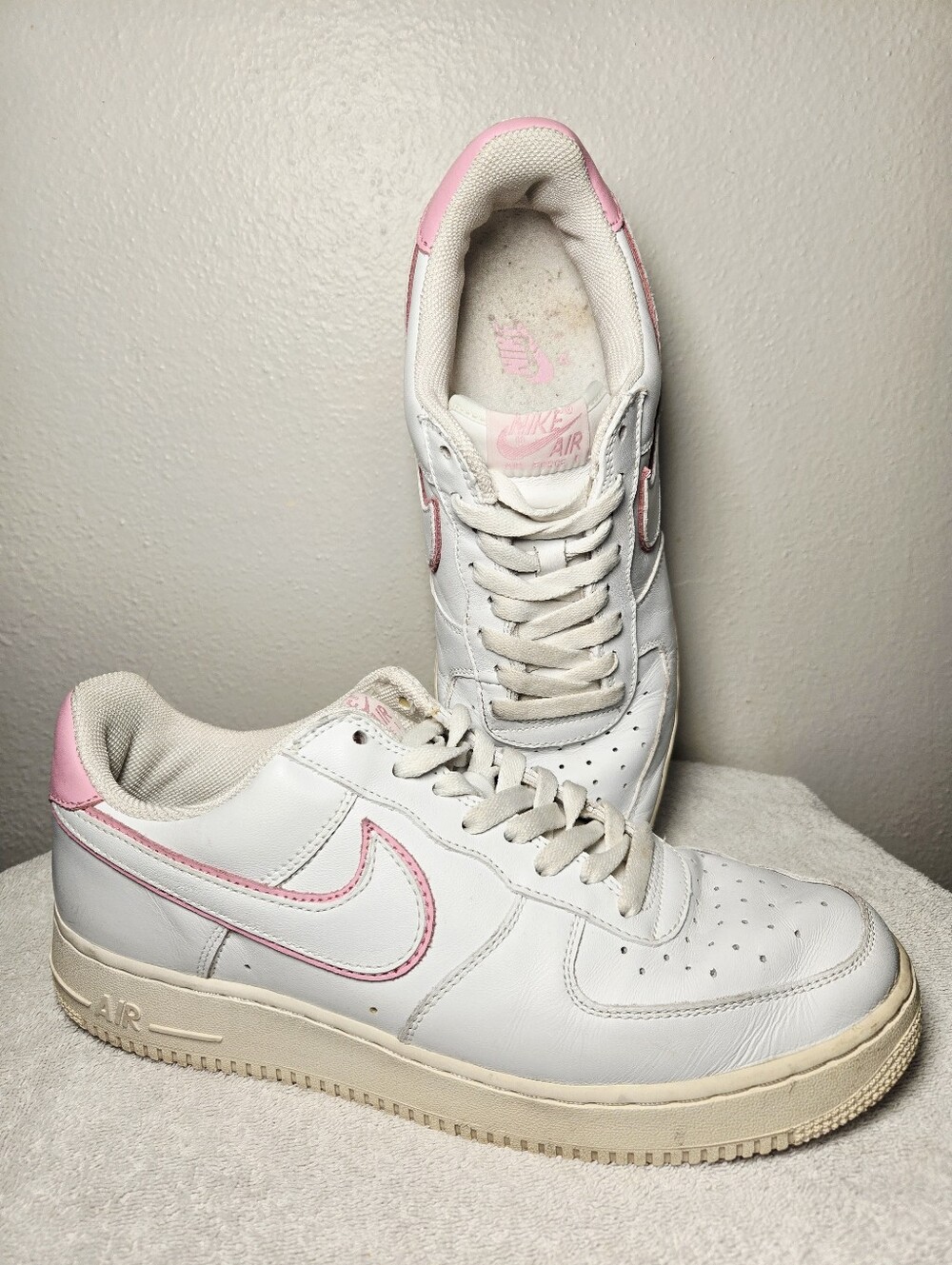 04' Nike Air Force 1 Low Mens Size 10.5 White Pink Swoosh 307334-111 Vintage AF1